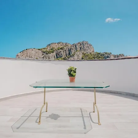 Modern With Exclusive Terrace By Wonderful Italy Cefalu